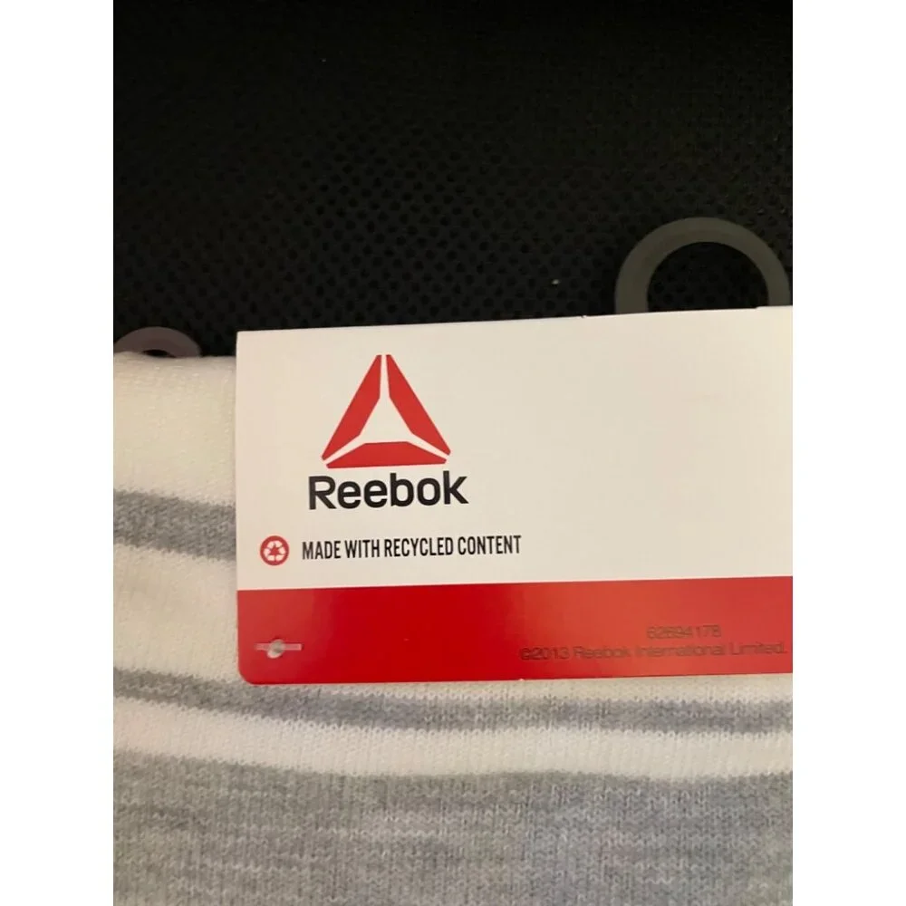 Reebok Scarf Sporty Grey White Logo‎ Fringe OSFM NWT